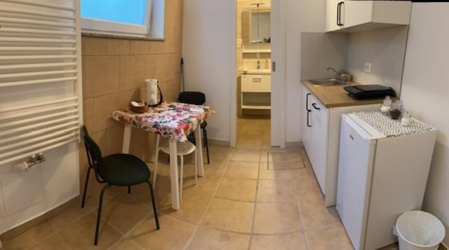 Dapur kecil 4 – SOS Apartments Radovljica